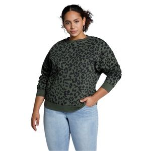 Workshop leopard print olive green plush pullover sweater in size 2X